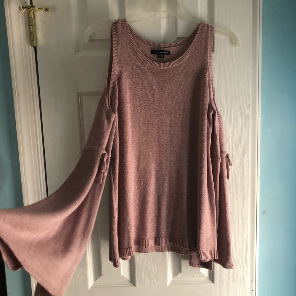 American Eagle sweater